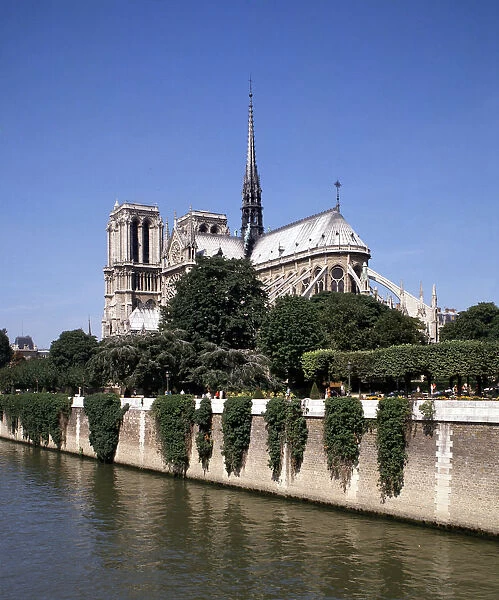P70, 446Z Notre Dame Paris France