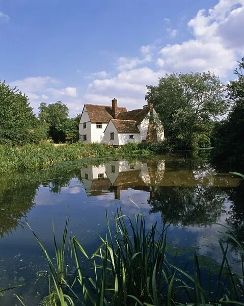 Willie Lots Cottage, Flatford, Essex, UK