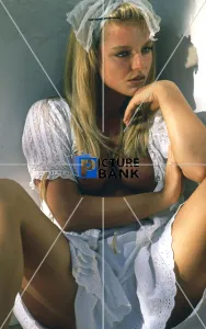 Suzanne Mizzi Collection: 24, 250029