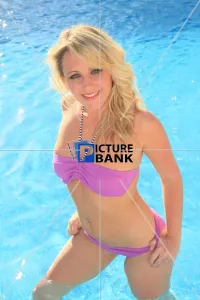 New Collection: Hannah B pin-up outdoors