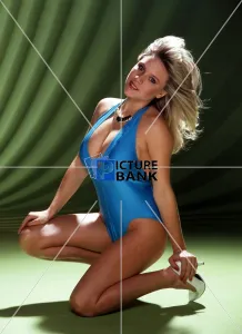 <b class=qtipBold><figcaption>Sam Fox</figcaption></b><br>Picture Bank Sam Fox Sam Fox