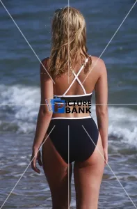 Back Gallery: Back shot of a young woman in a bikini outdoors